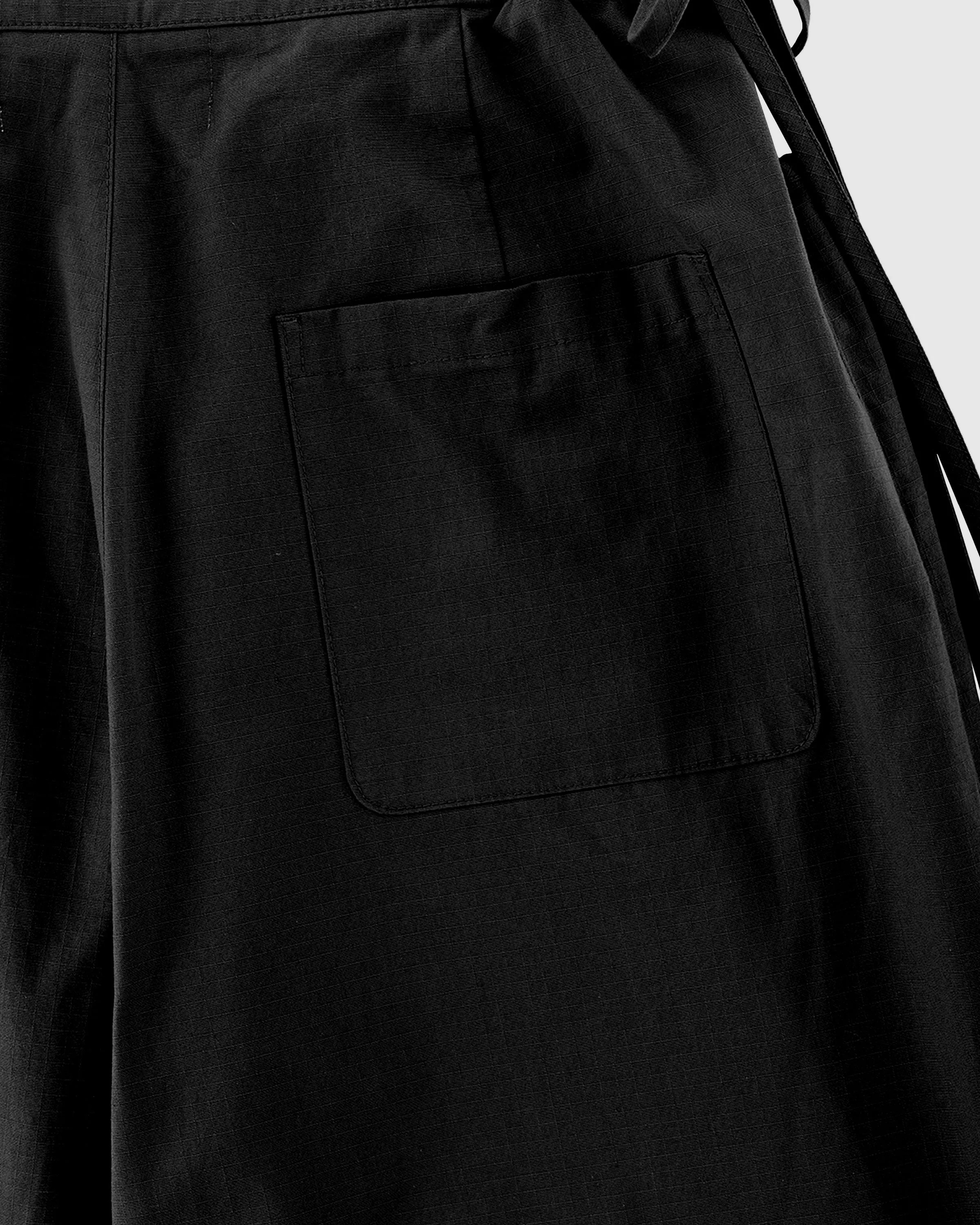 BLACK MOCHI RIPSTOP TROUSERS