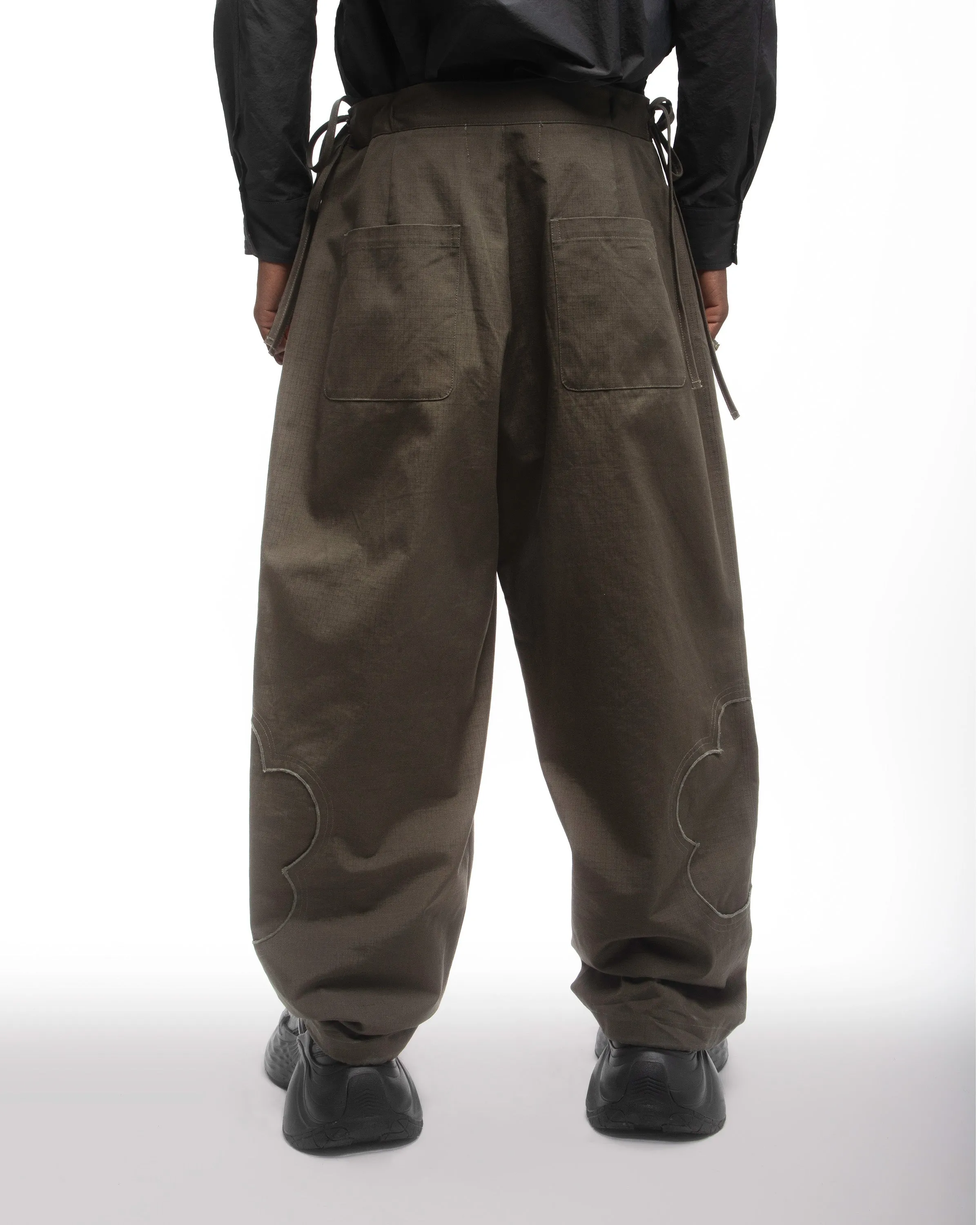 OLIVE MOCHI RIPSTOP TROUSERS