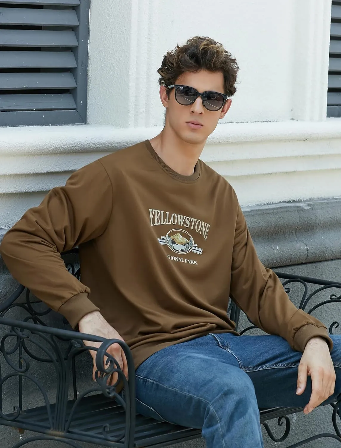 ZAFUL Men's Graphic Sweatshirts Long Sleeve Crewneck Vintage Printed Streetwear Casual Drop Shoulder Pullover Tops