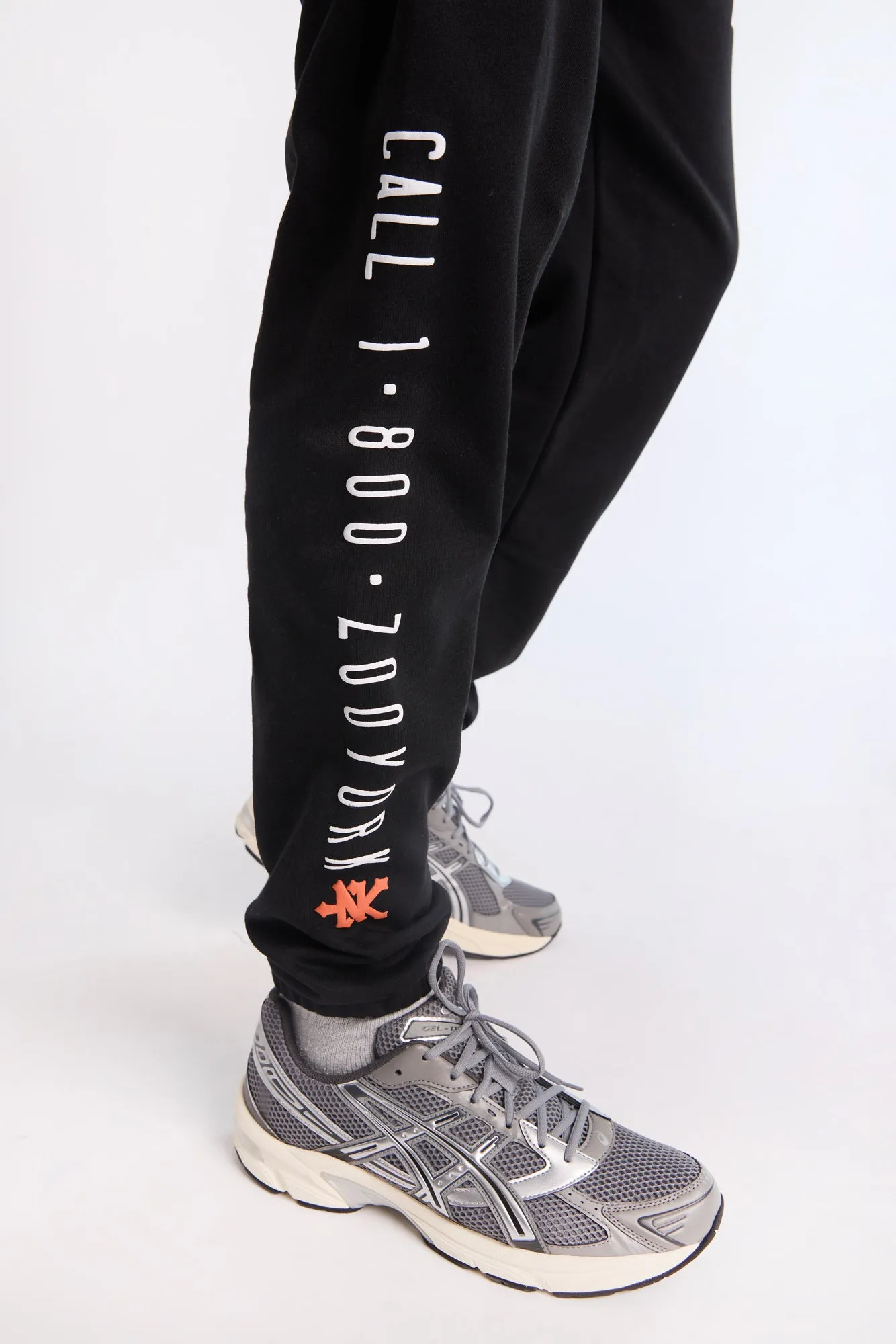 Zoo York Mens Zoo Haul Graphic Sweatpant